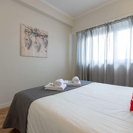 Trindade Sunny Downtown Apartment With Balcony & Ac Porto Exterior foto