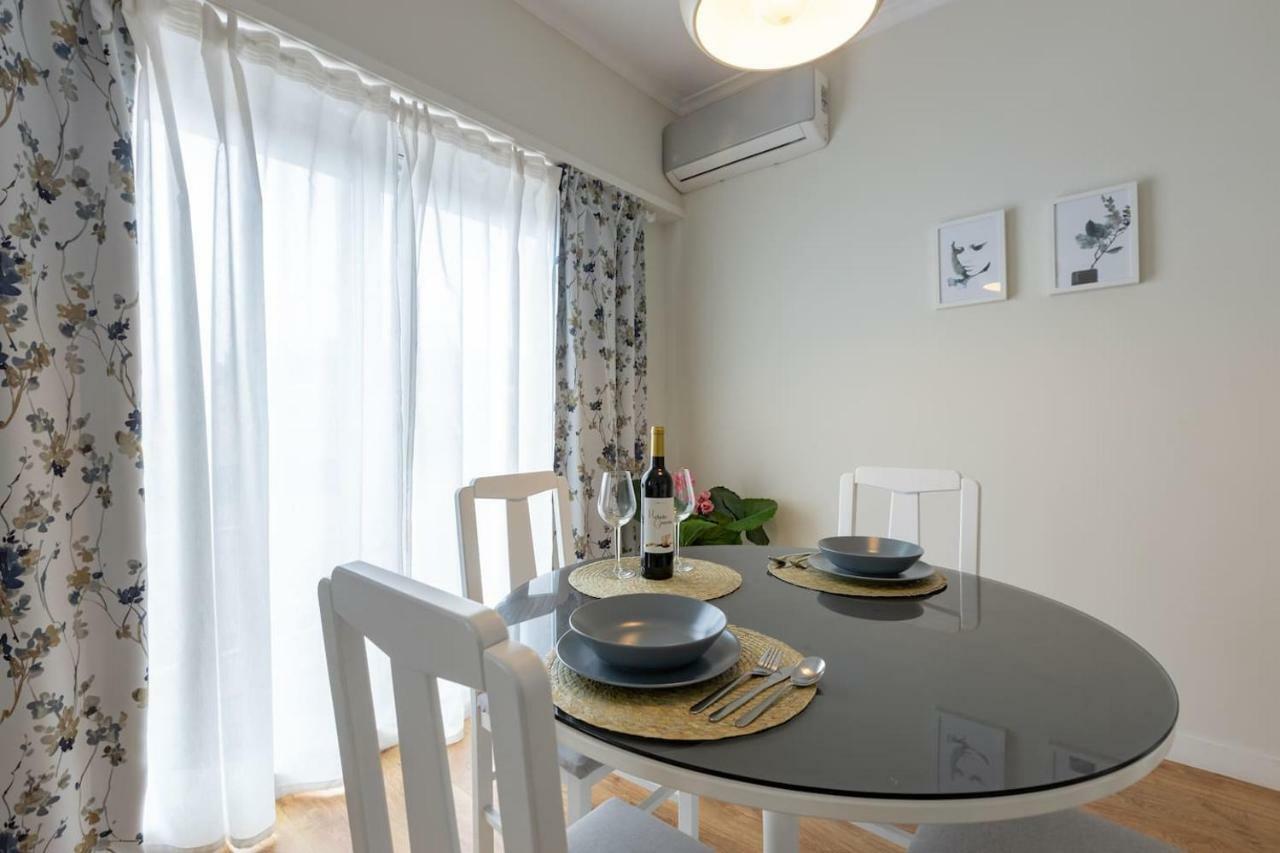 Trindade Sunny Downtown Apartment With Balcony & Ac Porto Exterior foto