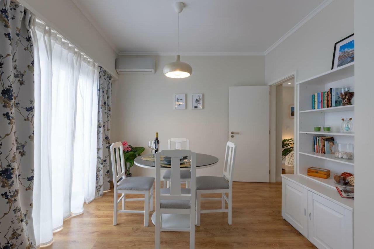 Trindade Sunny Downtown Apartment With Balcony & Ac Porto Exterior foto