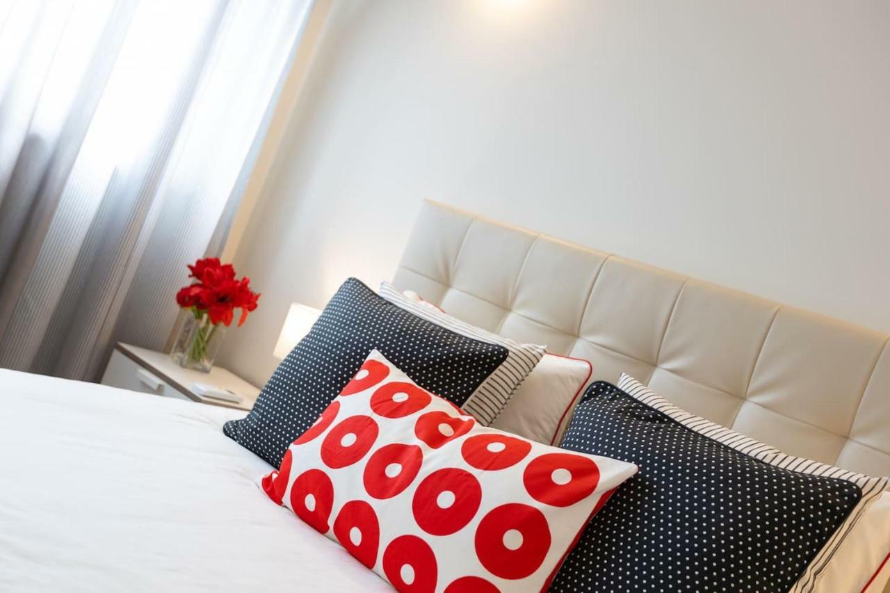 Trindade Sunny Downtown Apartment With Balcony & Ac Porto Exterior foto